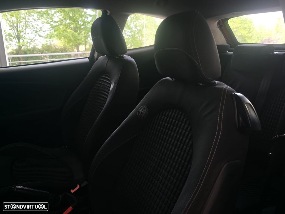 Alfa Romeo MiTo 1.3 JTD Distinctive - 45