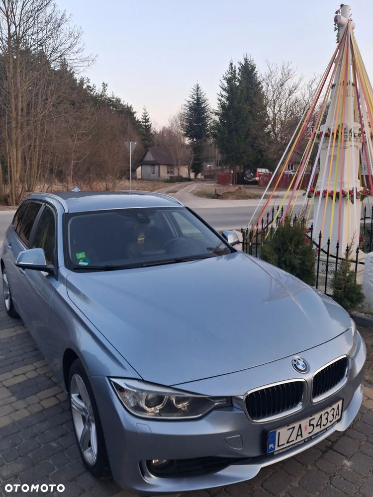 BMW Seria 3 325d M Sport - 5