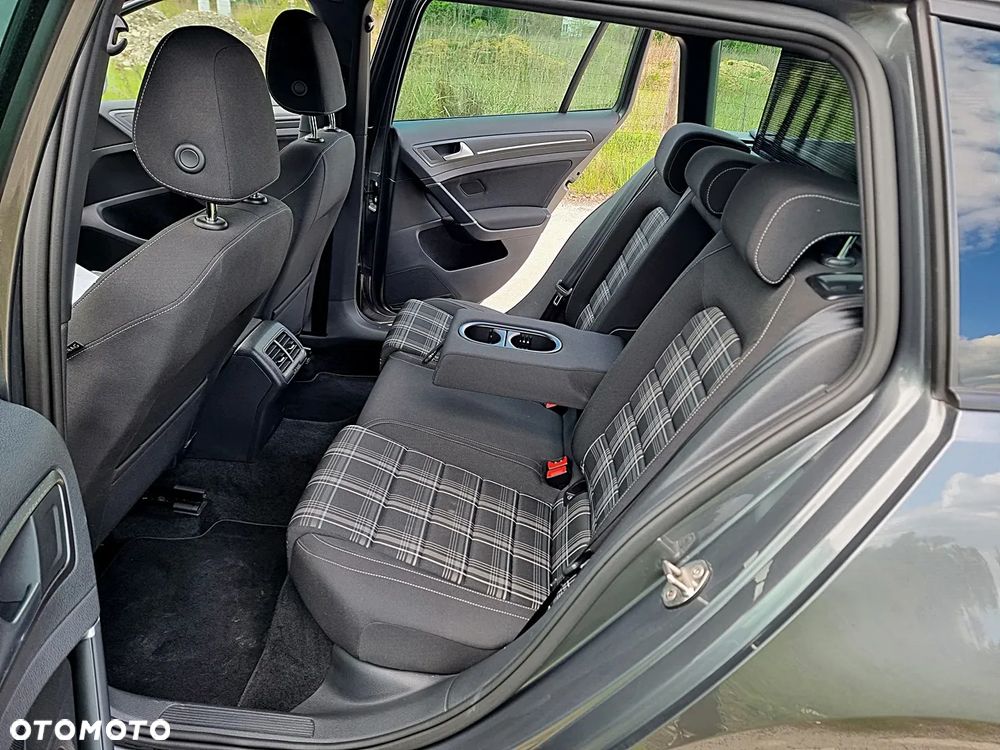Volkswagen Golf GTD (BlueMotion Technology) - 18