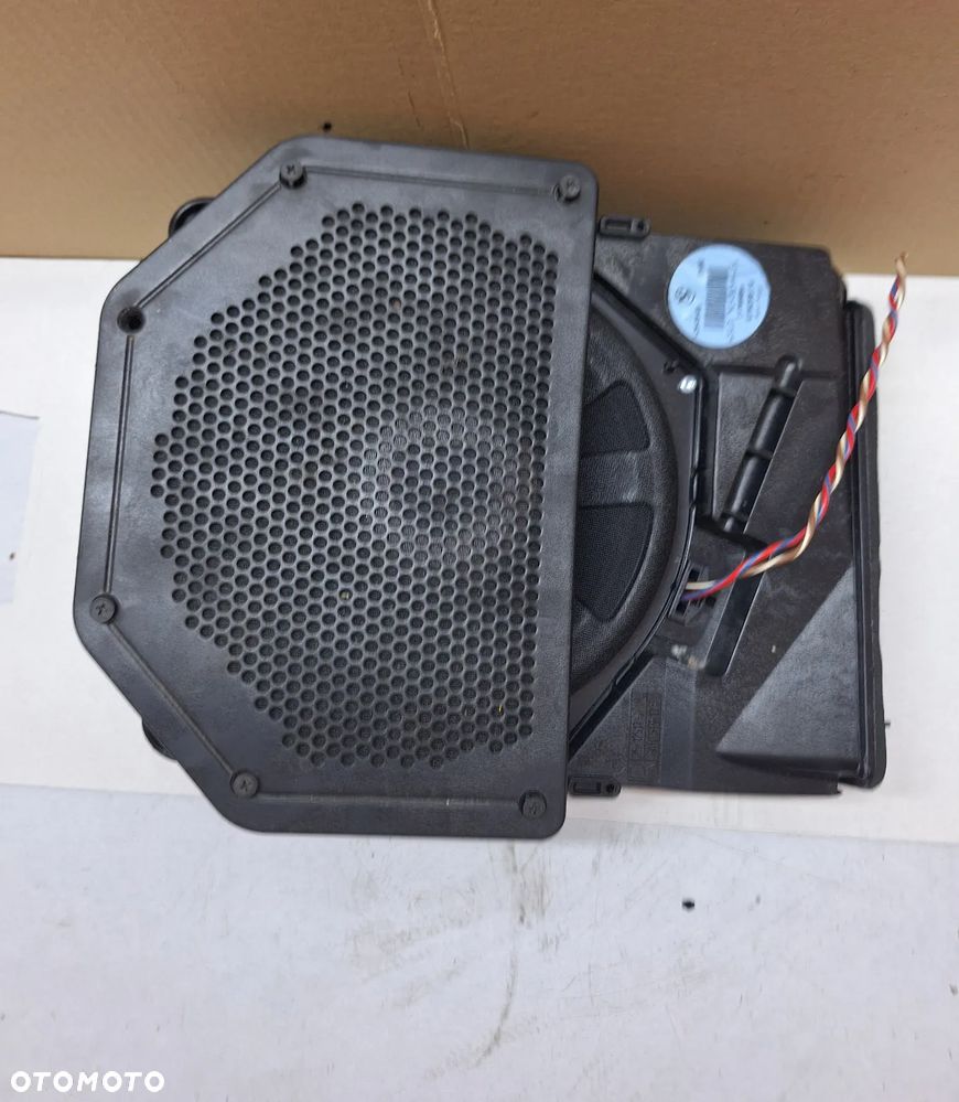 GŁOŚNIK SUBWOOFER BMW 1 E87 - 1