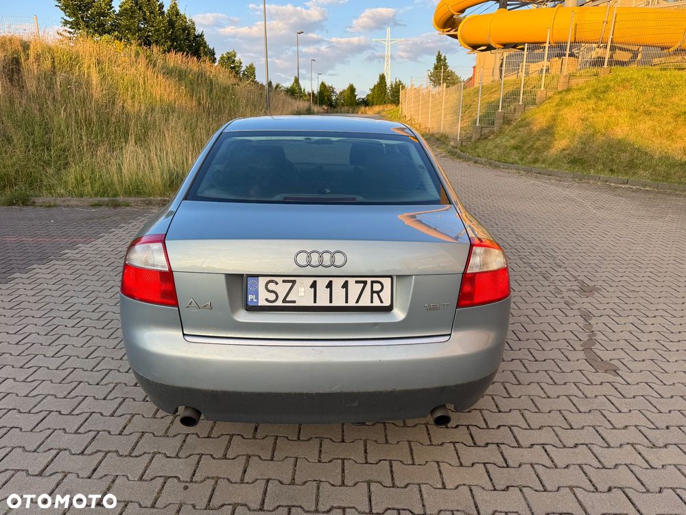 Audi A4 Limousine - 2