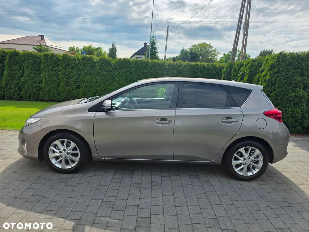 Toyota Auris 1.6 Valvematic Edition - 23