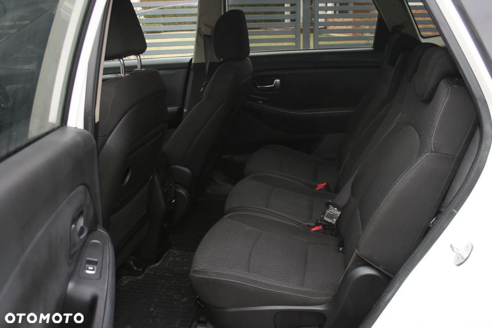Kia Carens 1.7 CRDi XL 7os - 14