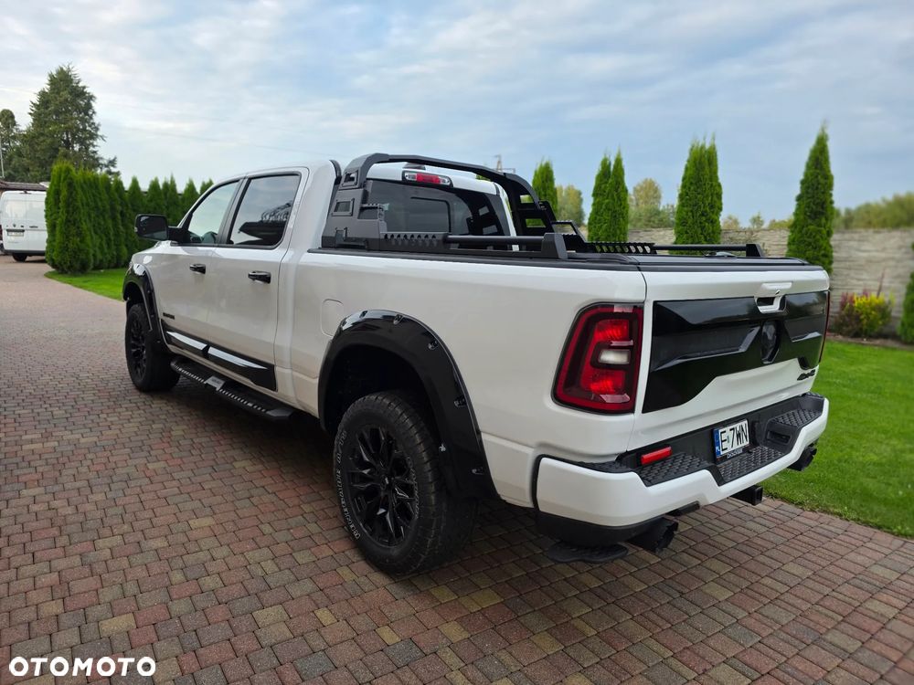 RAM 1500 - 8