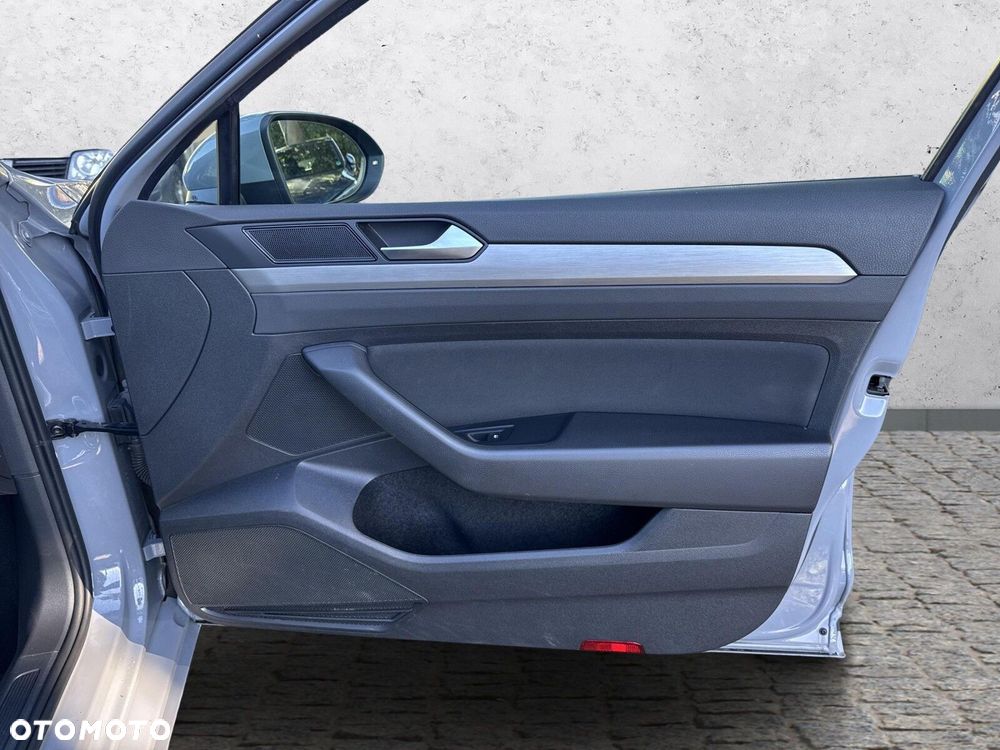 Volkswagen Passat 2.0 TDI EVO Essence - 40