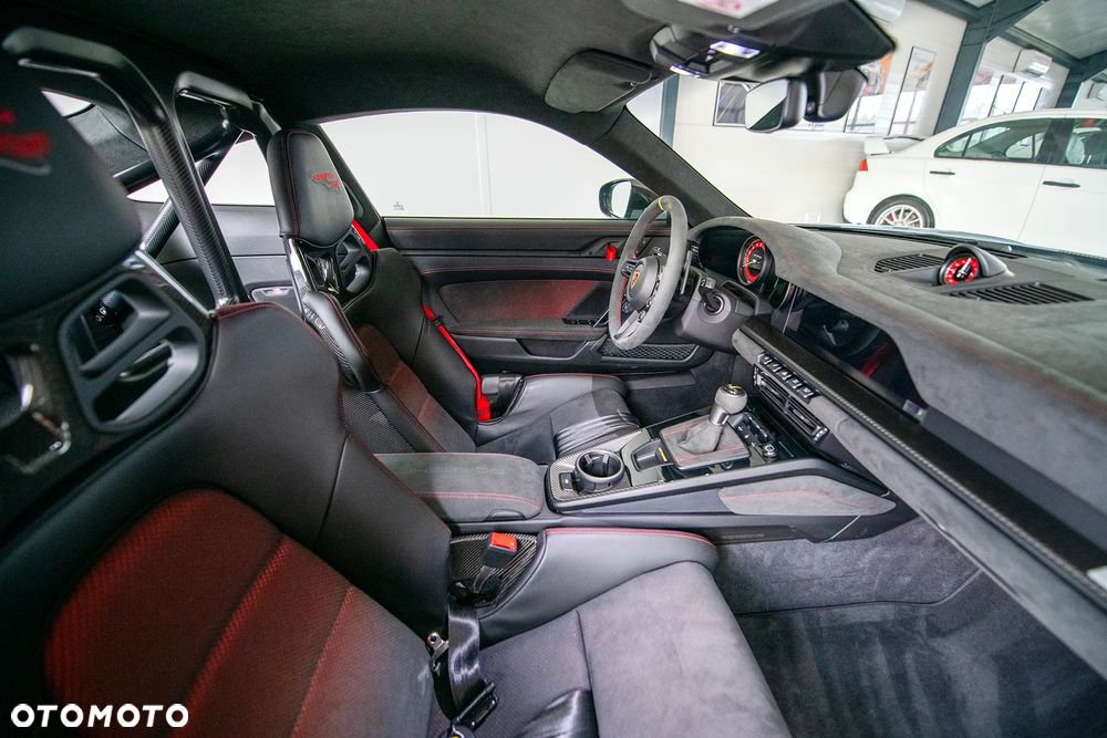 Porsche 911 GT3 RS - 19