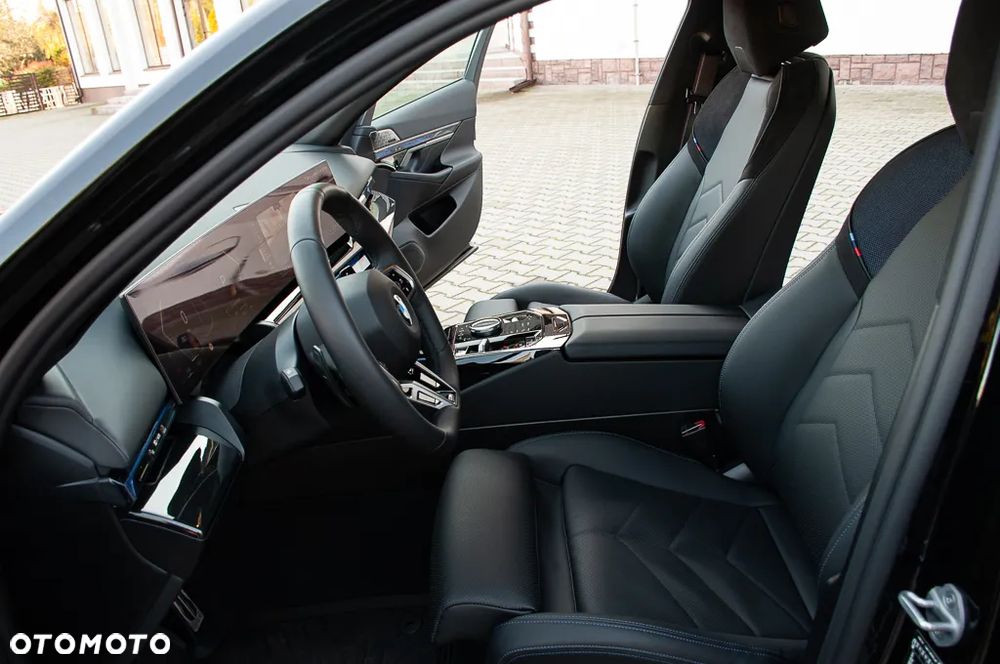 BMW Seria 5 520d mHEV - 18