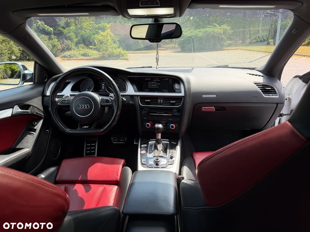 Audi S5 Coupé - 11