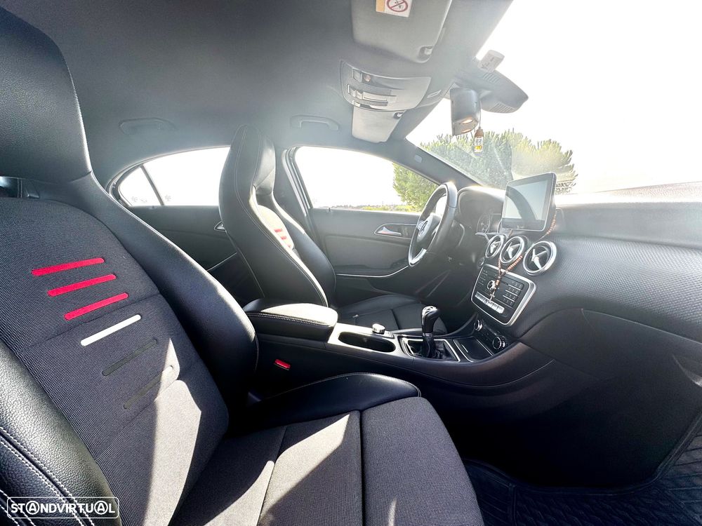 Mercedes-Benz A 180 d AMG Line - 26