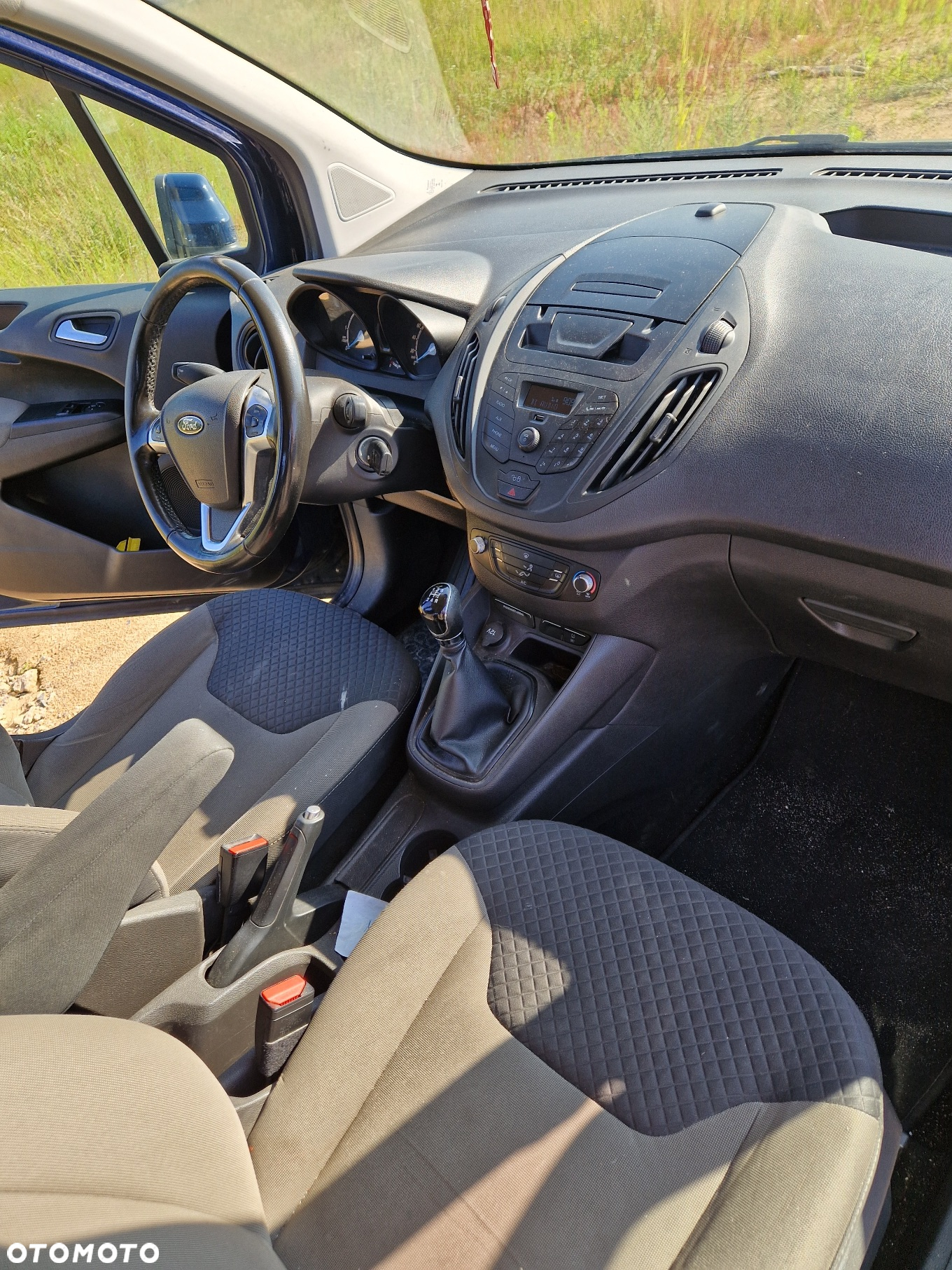 Ford TOURNEO COURIER - 9
