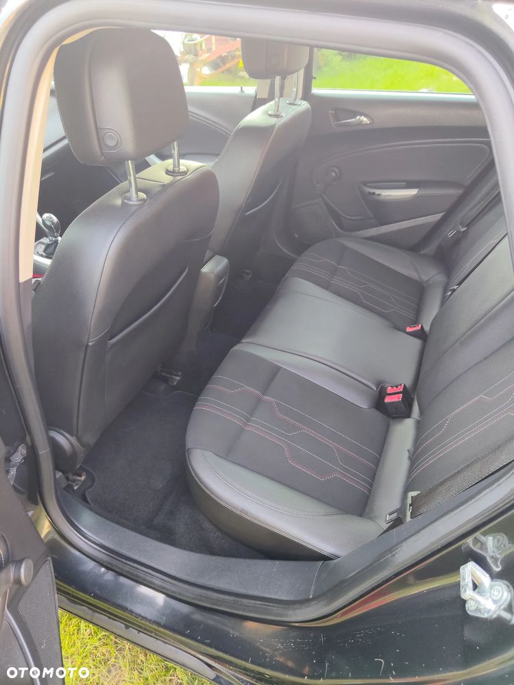 Opel Astra 1.4 T Edition 150 - 6