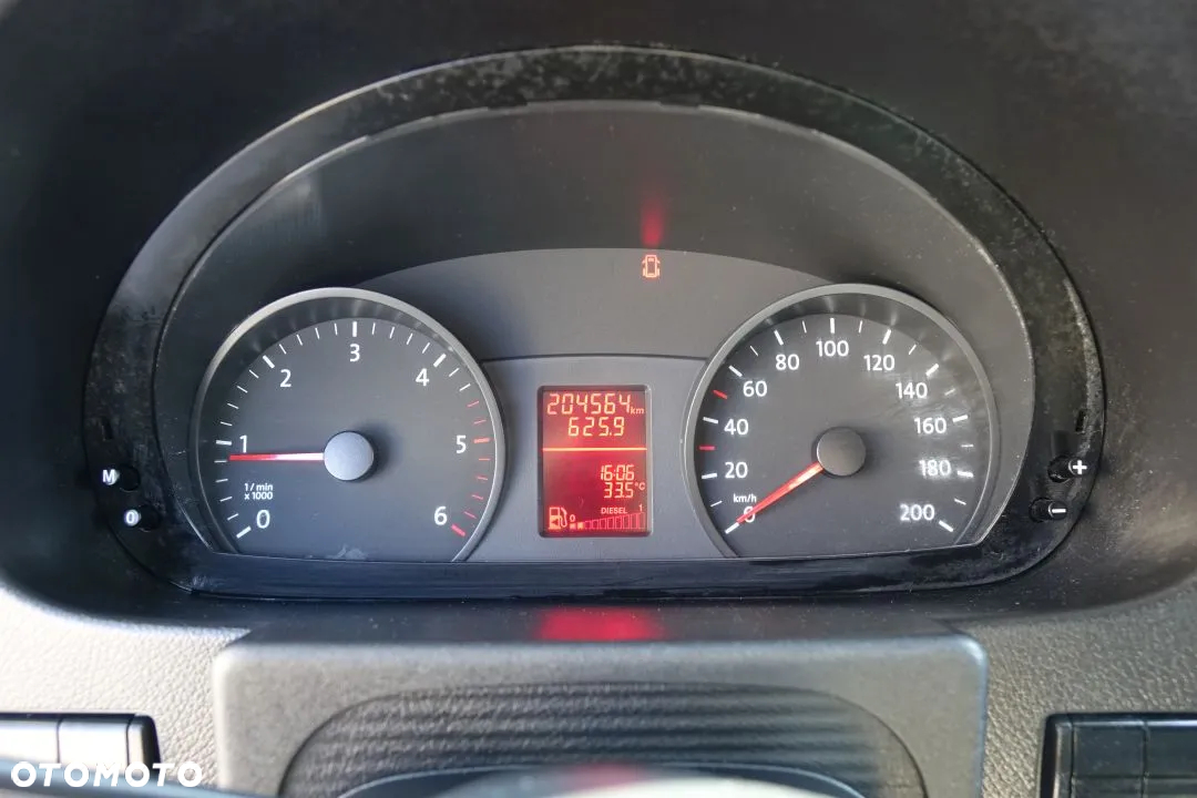 Volkswagen CRAFTER / L2H2 FURGON / BLASZAK / 2.0 / 136KM / BAGAŻNIK DACHOWY - 26