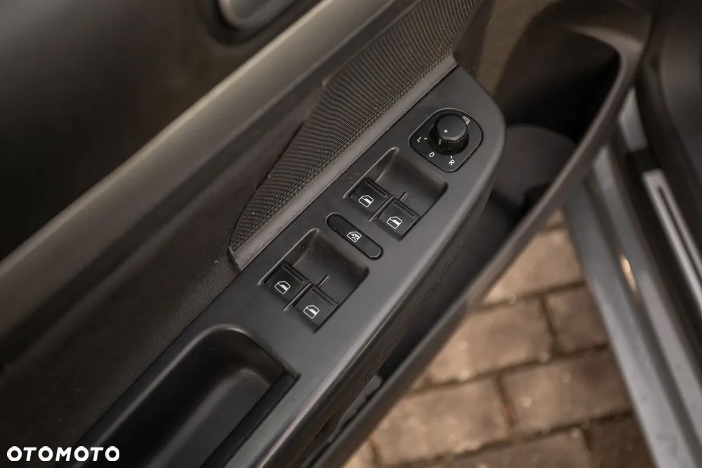 Volkswagen Golf 1.9 TDI Goal - 27