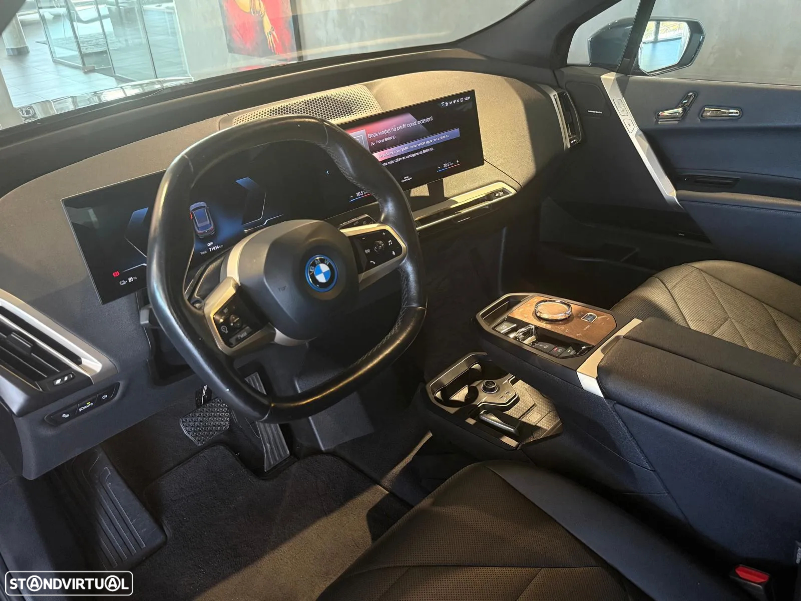 BMW iX xDrive 40 Pack Desportivo - 14