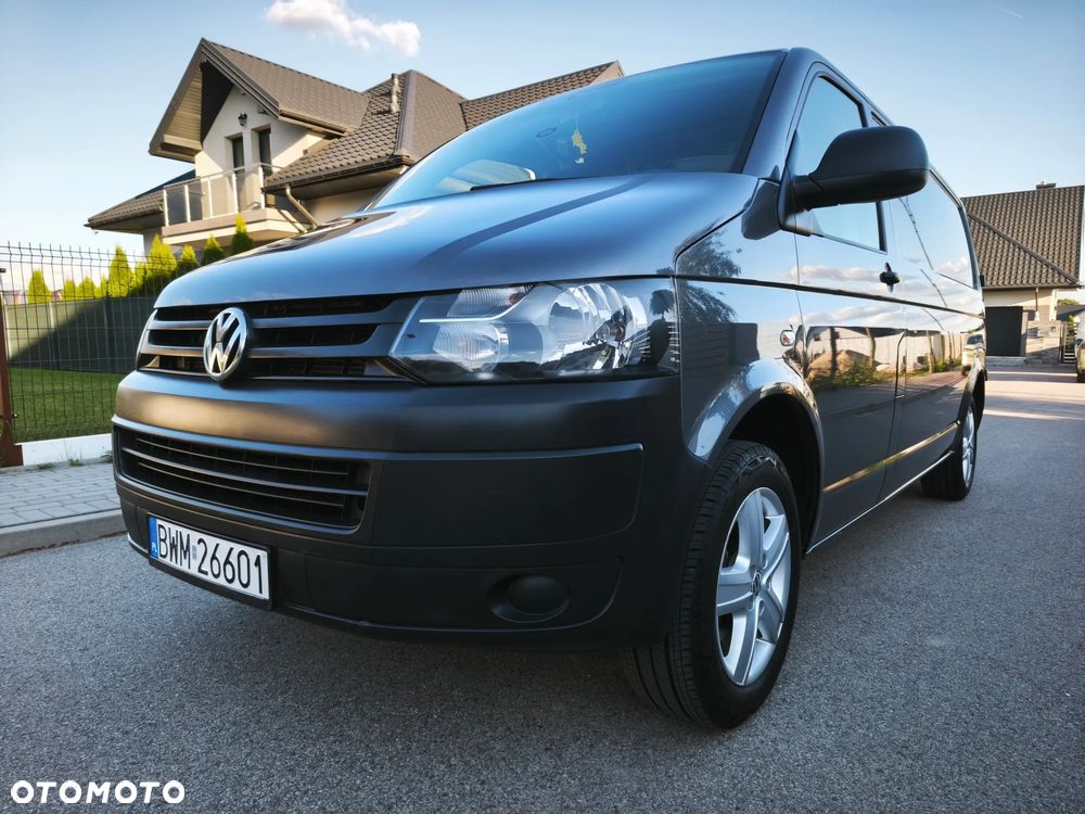 Volkswagen Transporter - 2