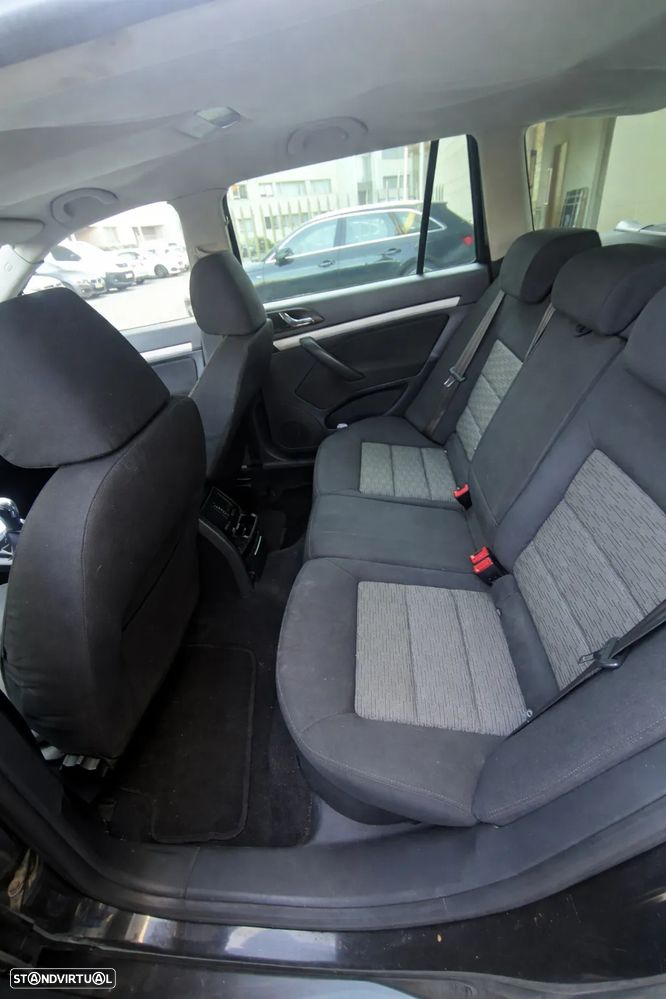 Skoda Octavia Break 1.6 TDi Ambiente - 7