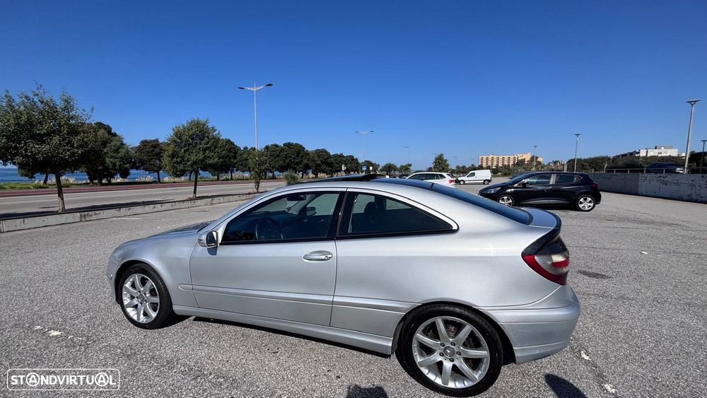 Mercedes-Benz C 220 CDi Sport Coupé Evolution AMG - 4