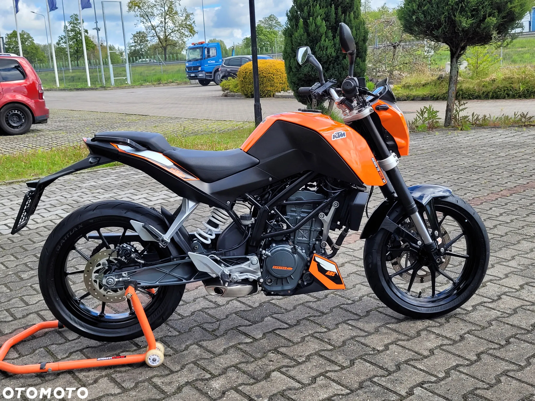 KTM Duke - 16