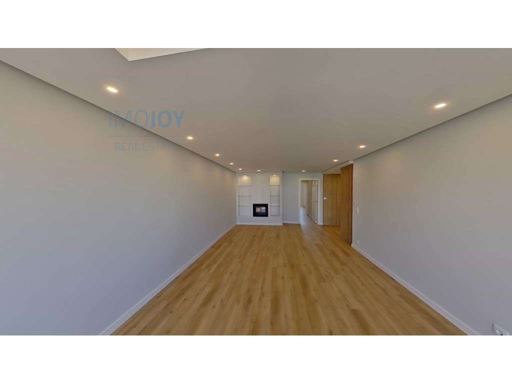 Apartamento T3 Remodelado na Quinta da Bicuda - Grande imagem: 3/37