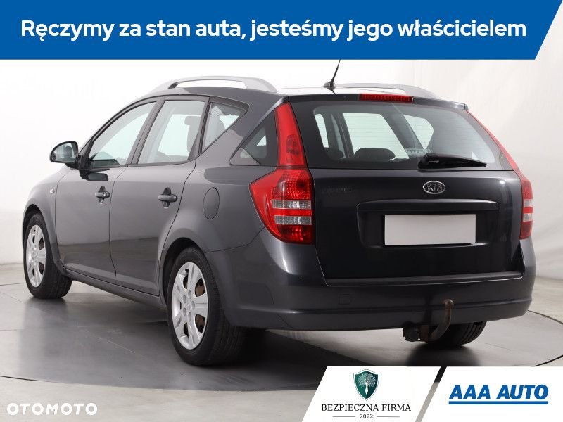 Kia Ceed - 5