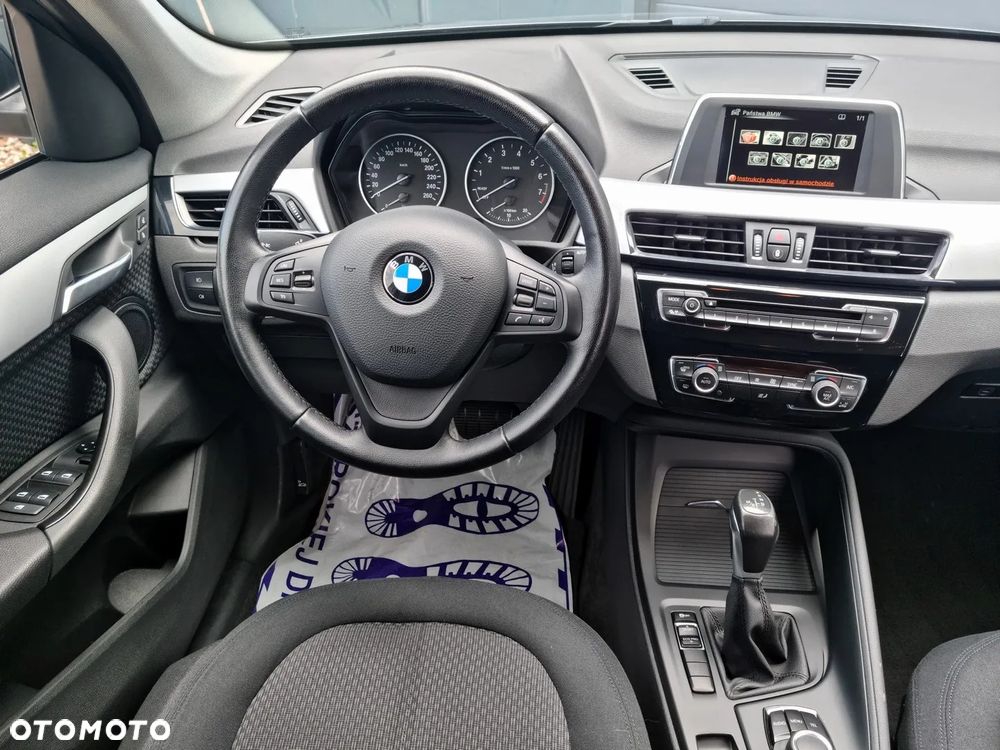 BMW X1 sDrive18i - 3