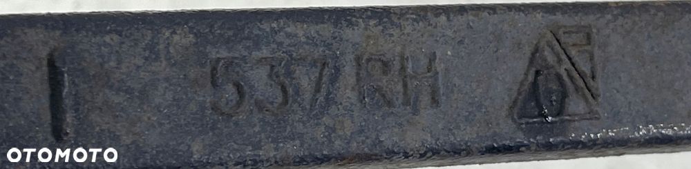 DODGE CHALLENGER LIFT 2015 - ZWROTNICA PRAWA PRZÓD PIASTA ZACISK 68243632AB - 2