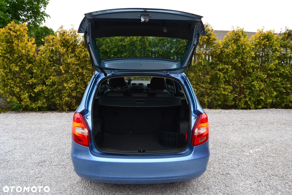 Skoda Fabia 1.4 16V Active Plus - 20