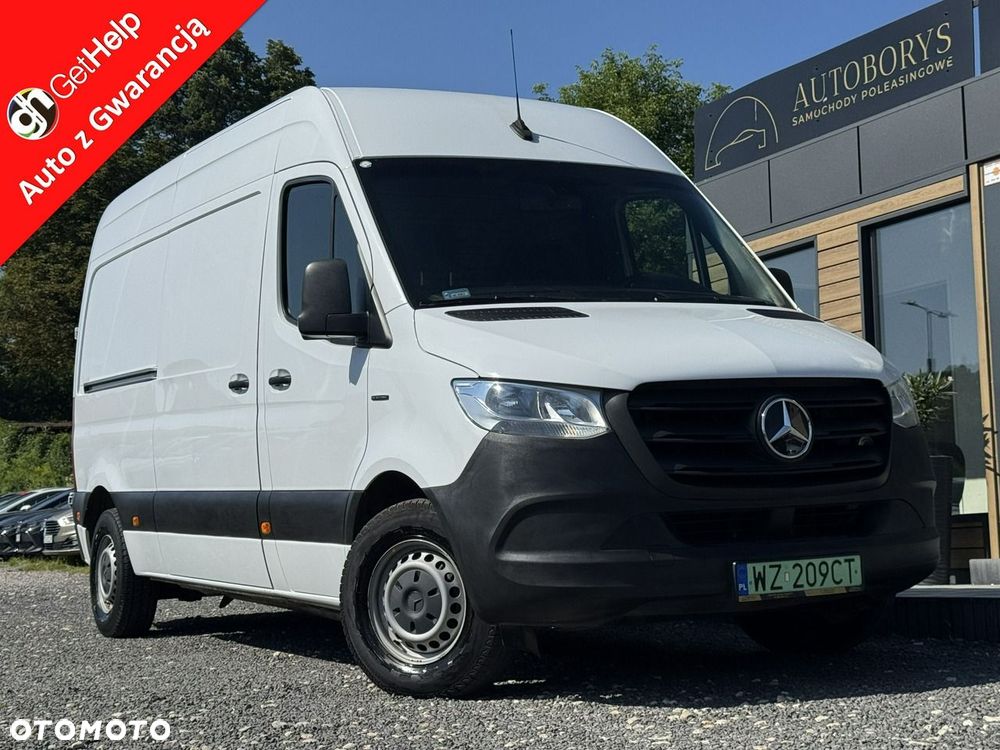Mercedes-Benz Sprinter - 2