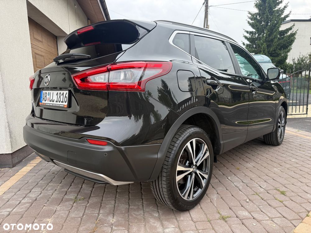 Nissan Qashqai 1.6 DIG-T N-Connecta - 28