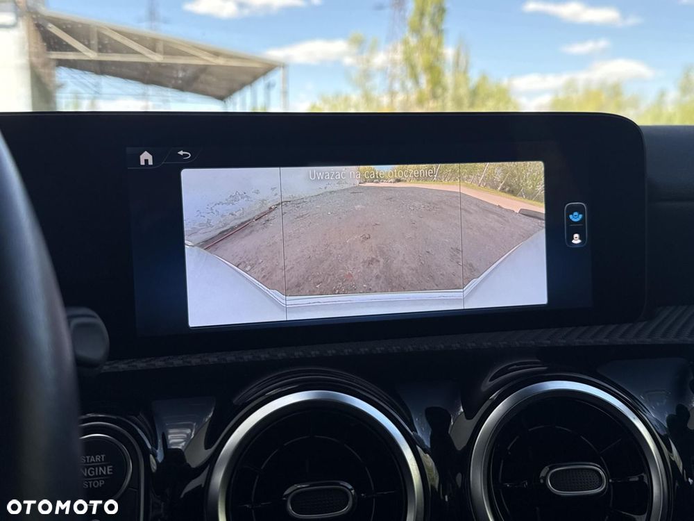 Mercedes-Benz CLA - 25