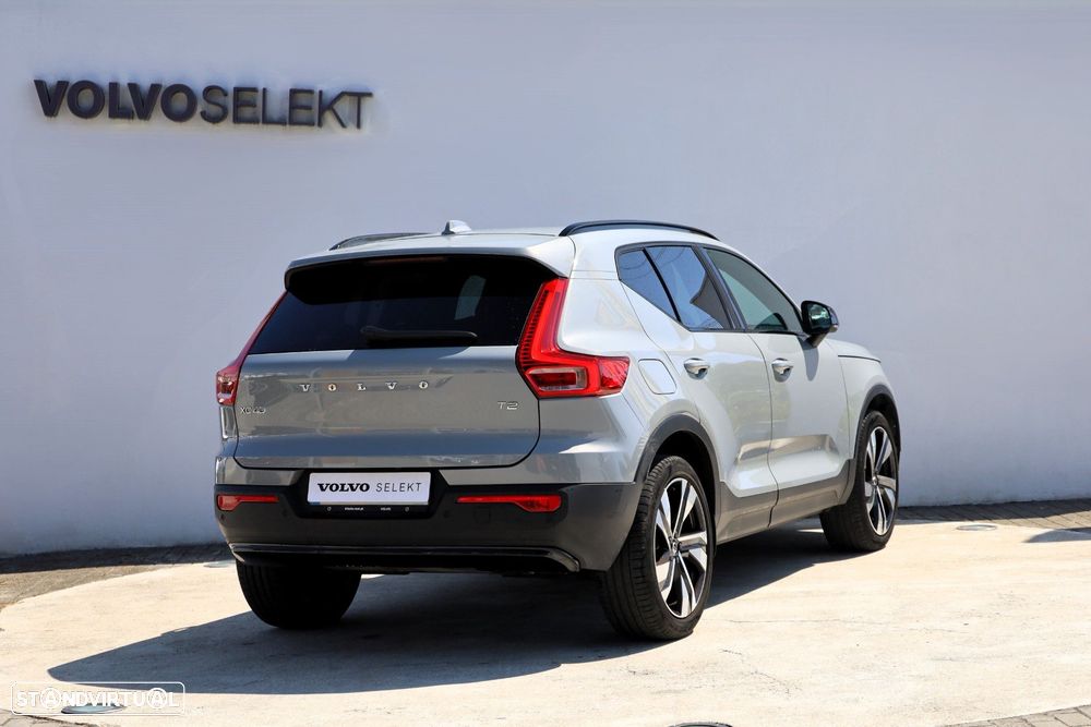 Volvo XC 40 1.5 T2 Plus Dark Auto - 2