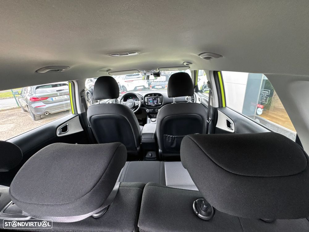 Kia e-Soul Vision - 30