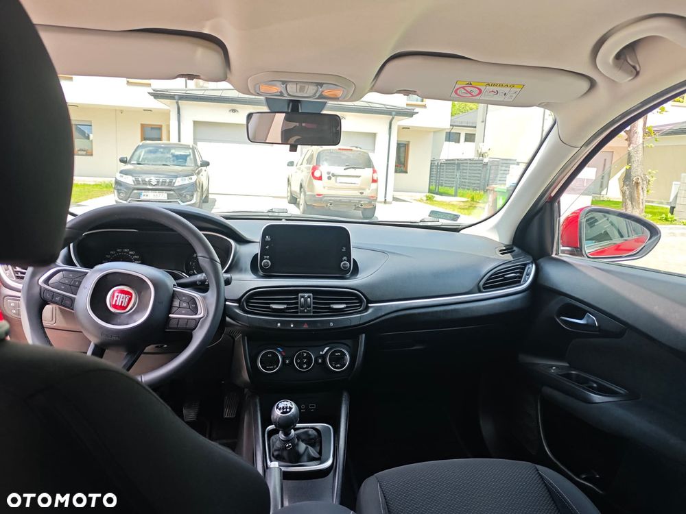 Fiat Tipo 1.6 MultiJet 16v Lounge - 3