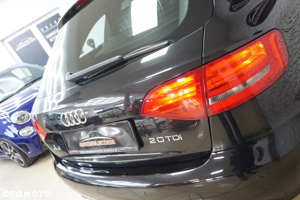 Audi A4 Avant 2.0 TDI DPF S line Sportpaket - 16