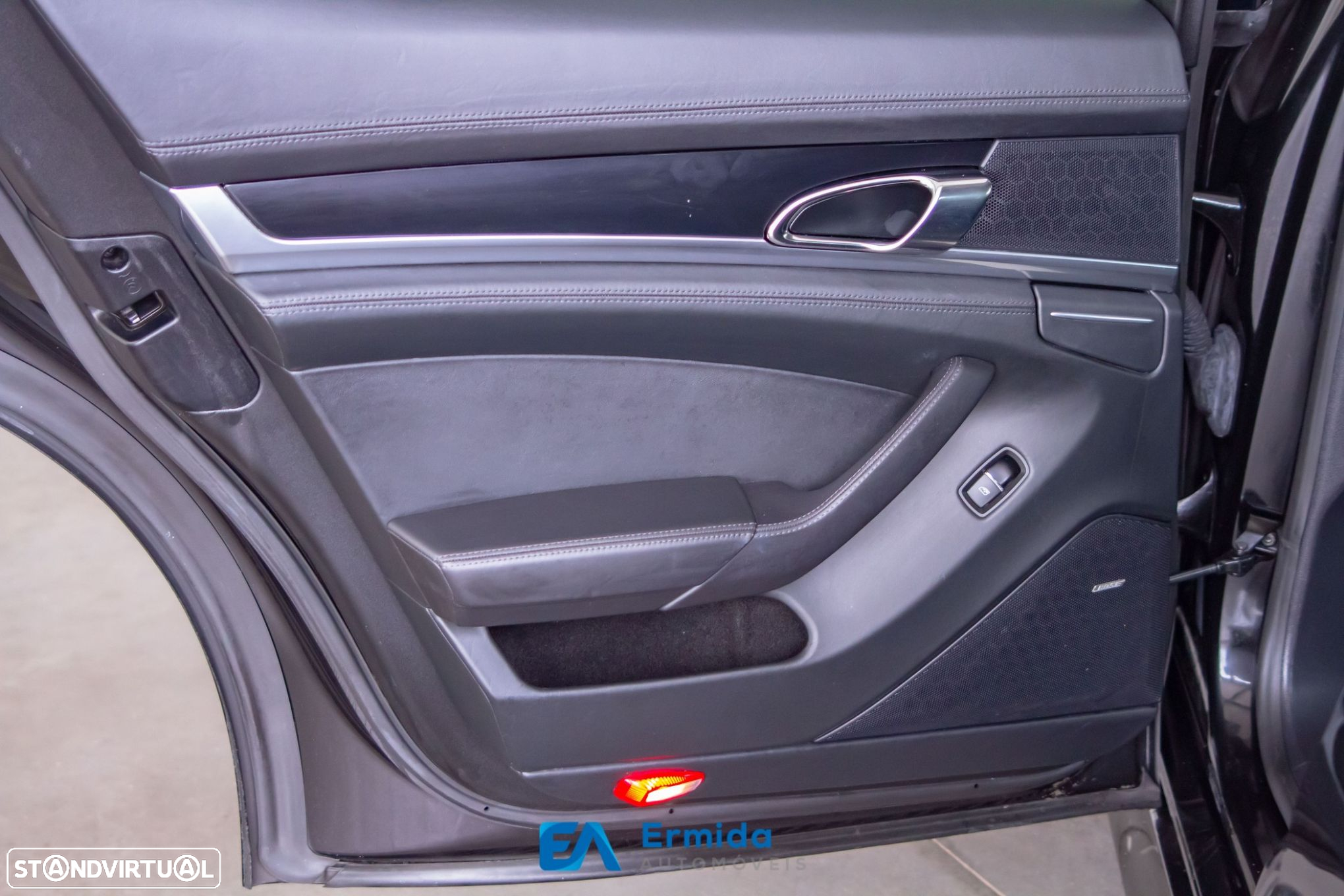 Porsche Panamera Platinum Edition - 31