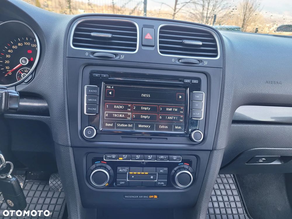 Volkswagen Golf - 13