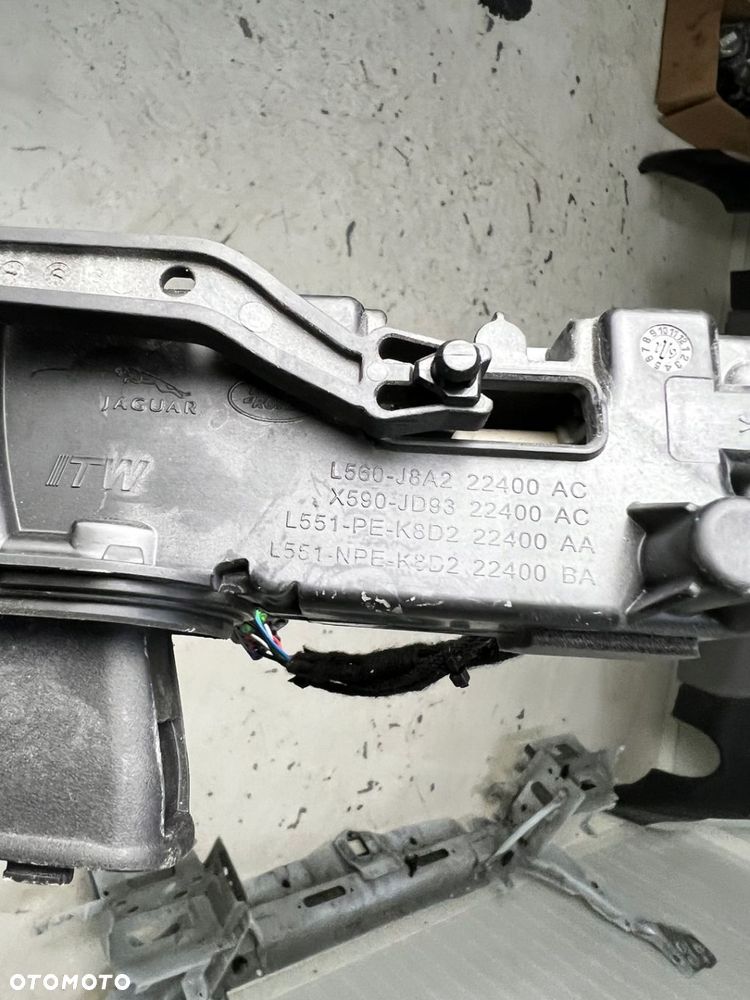 RANGE ROVER EVOQUE L551 KLAMKA DRZWI PRAWY PRZÓD - 7