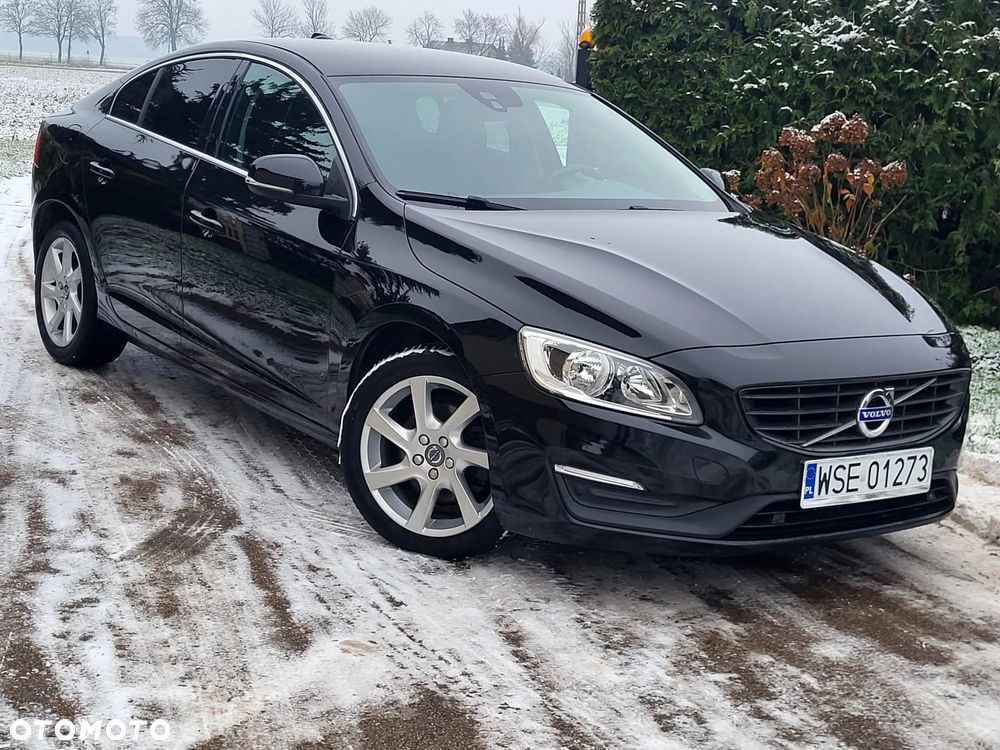 Volvo S60 D2 Momentum - 13