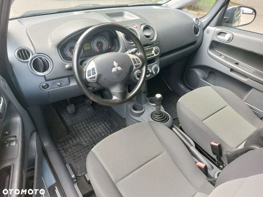Mitsubishi Colt CZ3 1.3 Invite - 5
