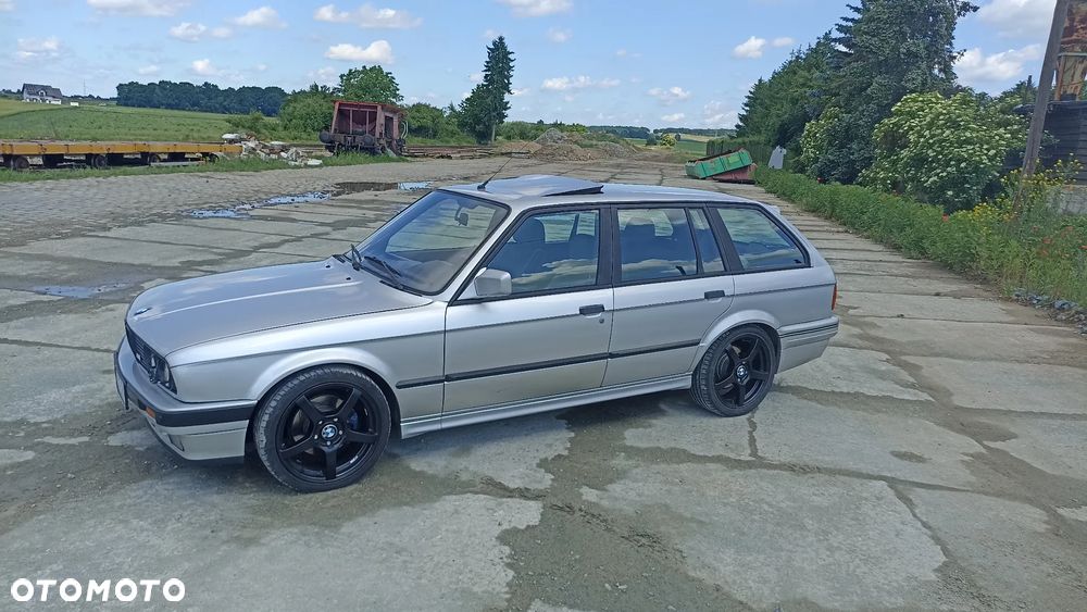 BMW Seria 3 325i - 6