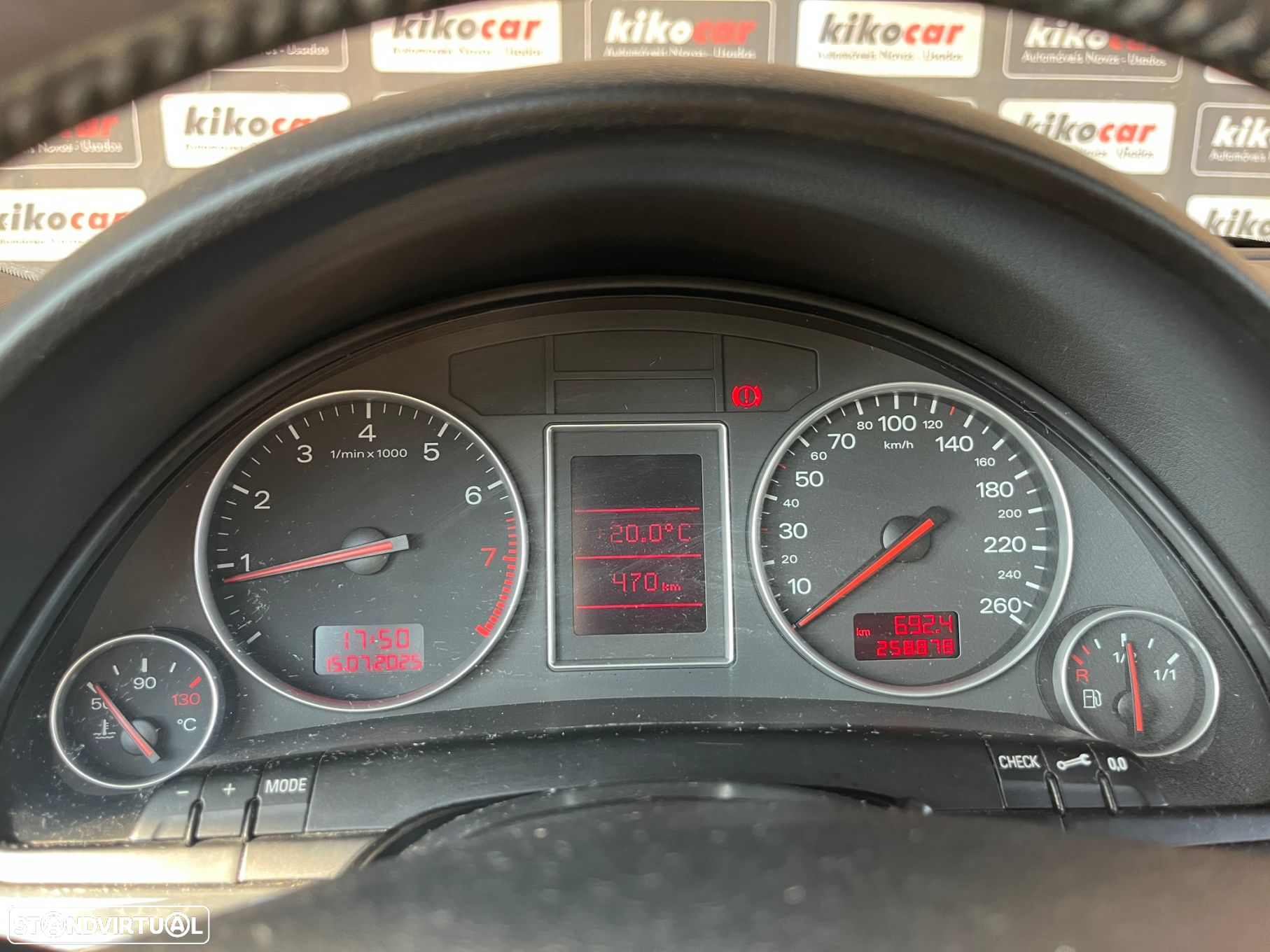 Audi A4 1.6 - 18