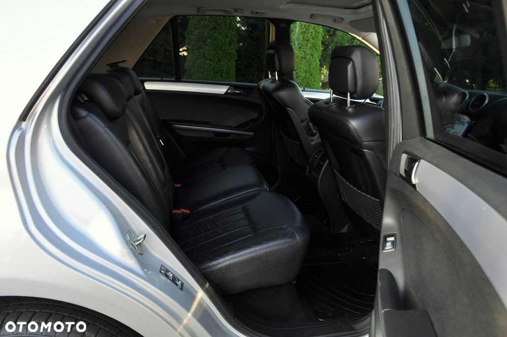 Mercedes-Benz ML - 20