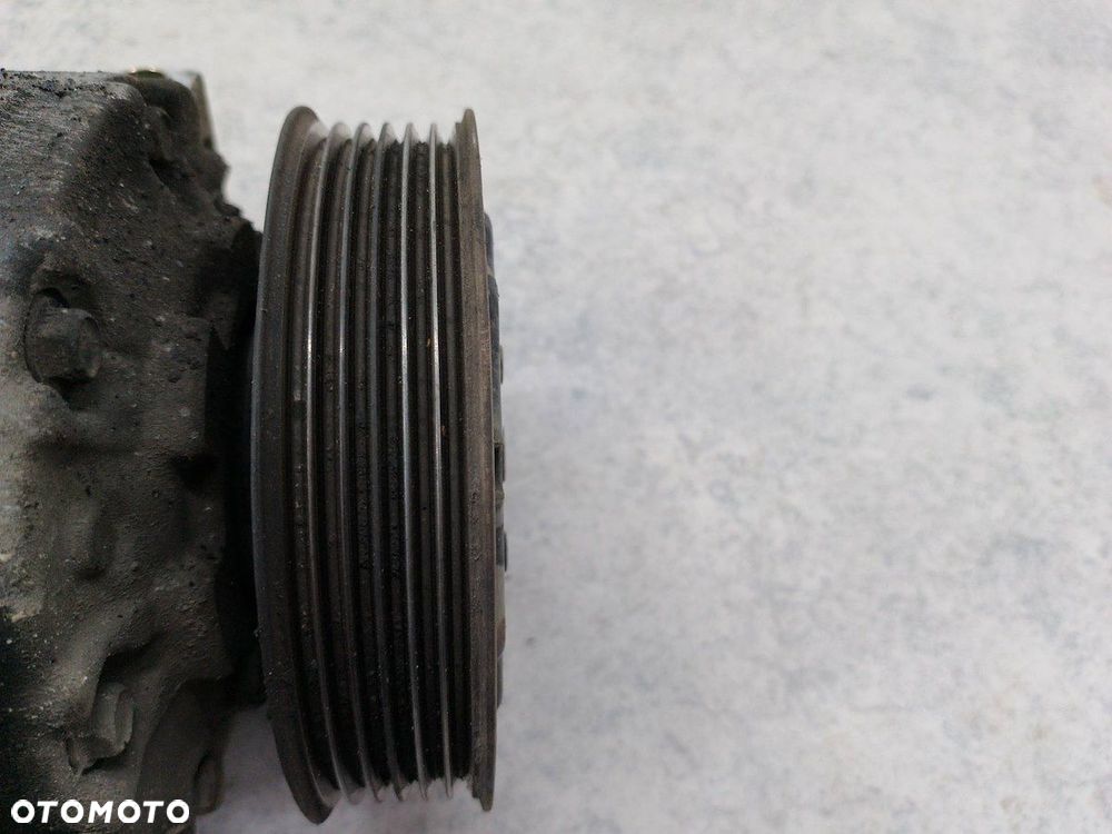 POMPA, SPRĘŻARKA KLIMATYZACJI VW GOLF V 1K0820803J 447220-9353  DENSO 1.4 - 7