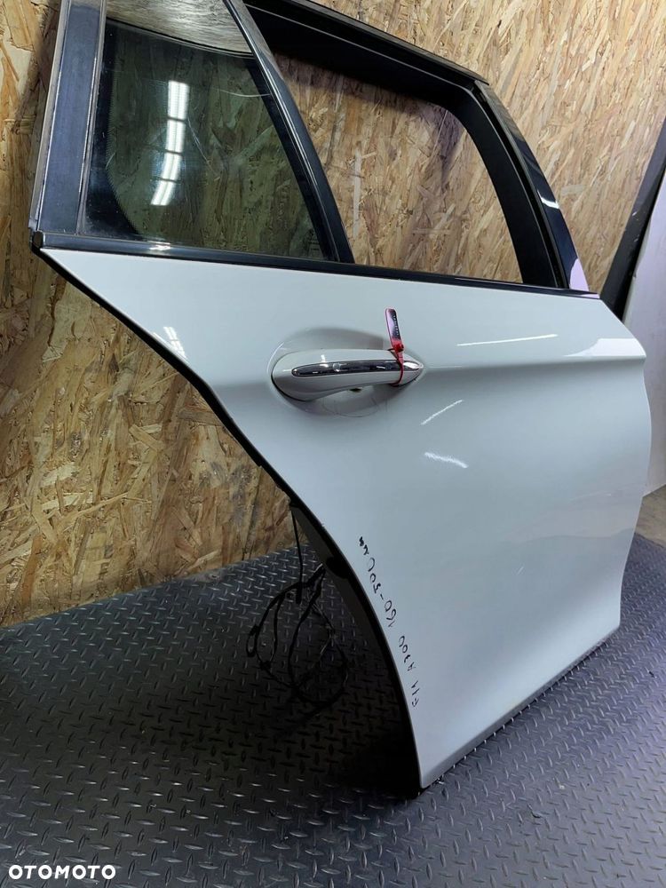 bmw 5 f10 f11 2015 tył strona prawa drzwi tylne a300 alpineweiss - 13