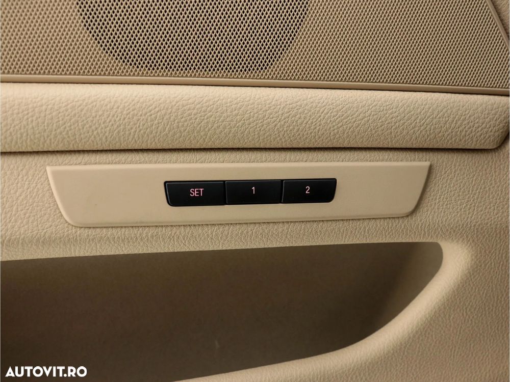 BMW Seria 5 520d Aut. Luxury Line - 19