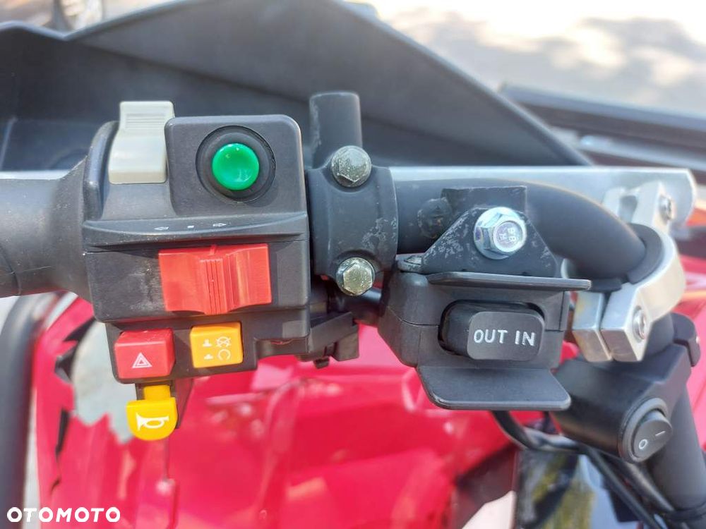 CFMoto CForce - 16