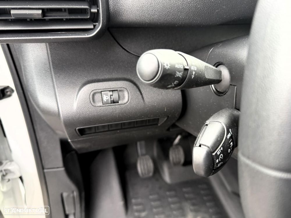 Peugeot Partner 1.5 HDI 100 cv 3L - 13