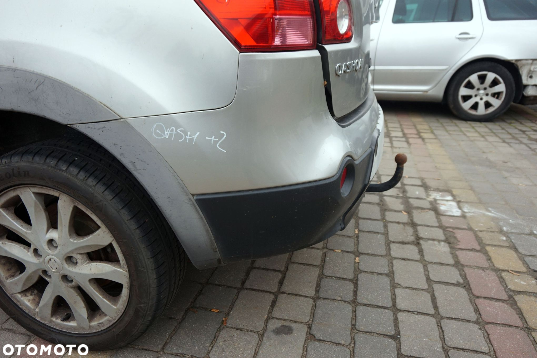 ZDERZAK TYLNY QASHQAI+2 I J10 KY0 85022EY10H SREBRNY NISSAN 2008-2013 - 2