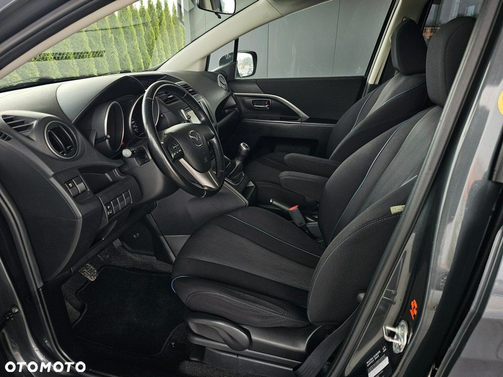 Mazda 5 - 13