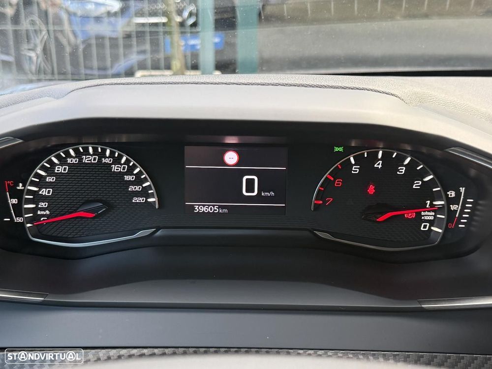 Peugeot 208 PureTech 100 Style - 23